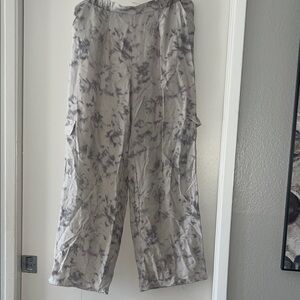 NWOT Paper Crane Tie-Dye Cargo Pants